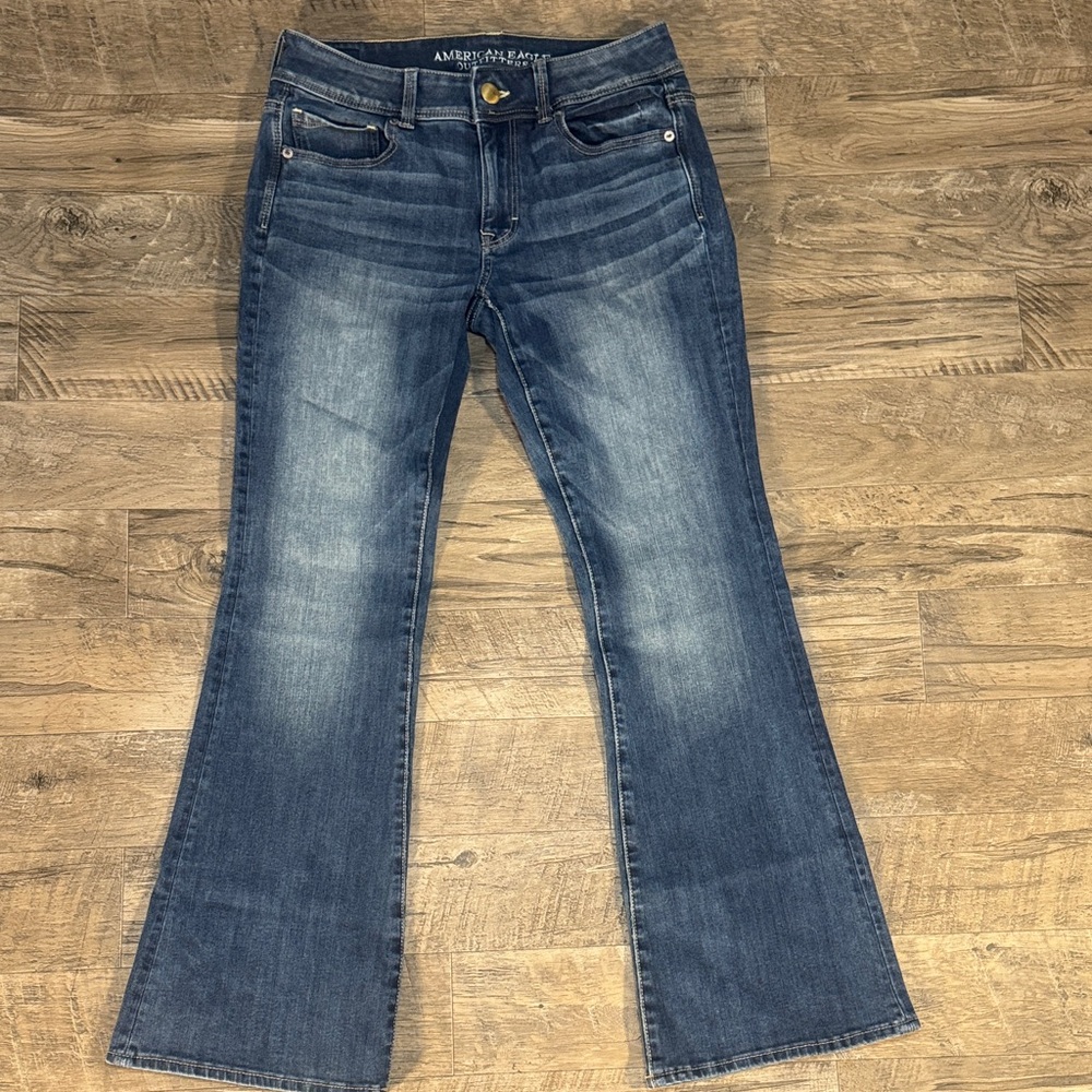 American Eagle Outfitters “Kickboot” Stretch Jeans - Medium Blue Wash - Size 6S